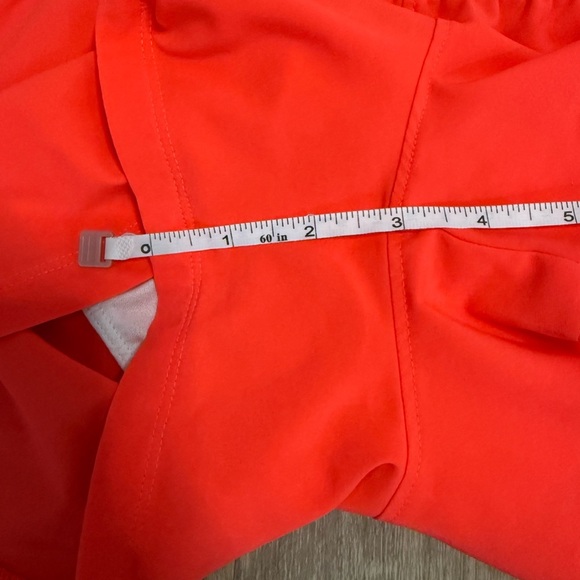 Under Armour Women's Red/pink running Shorts size small - Picture 7 of 7